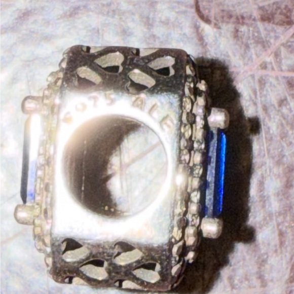 Pandora sparkling blue levelled rectangular charm - Picture 7 of 8